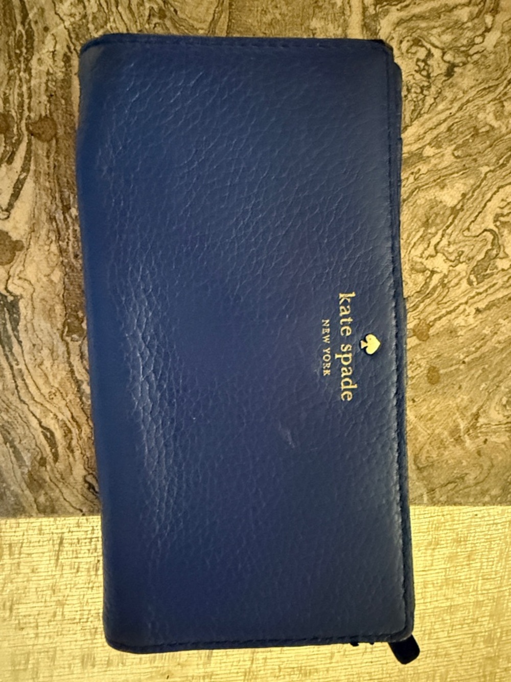 kate spade blue pebbled leather zip wallet with gold logo
